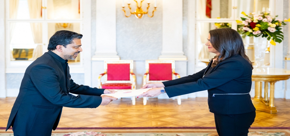 Ambassador Partha Satpathy presenting his credentials to President Katalin Novák